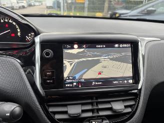Peugeot 208 1.2 81KW GT-Line Clima Navi Camera Led picture 10