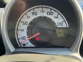 Peugeot 107 1.0-12V 50KW Automaat Airco 5-Drs XS NAP picture 13