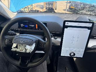 Ford Mustang Mach-e 75 kWh RWD 198KW Clima Navi Leer Camera NAP picture 8