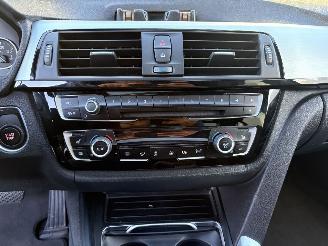BMW 3-serie 330e 135KW Autom. Clima Navi Leer Schuifdak High Executive NAP picture 9