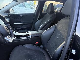 Mercedes C-klasse 200 Autom. 150KW AMG-Line Schuifdak Clima Navi Sfeerverlichting Camera Led Xenon picture 9