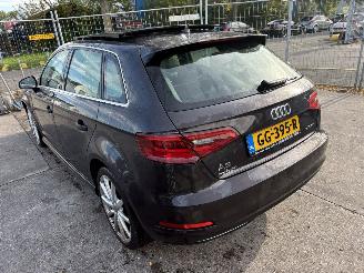 Audi A3 1.4 E-Tron 110KW Autom. Pano Clima Navi Led S-Line NAP picture 4