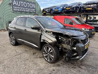 Vaurioauto  passenger cars Peugeot 3008 1.2 96KW Clima Navi Camera Led Premium Blue Lease NAP 2019/6