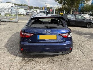 Damaged car Audi A1 25 TFSI 70KW Navi Airco 5-Drs Pro Line NAP 2022/11