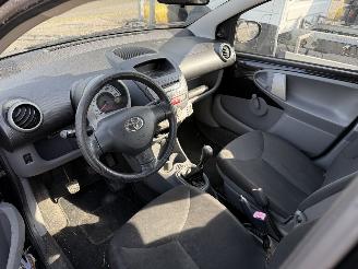 Toyota Aygo 1.0-12V Access 50kW NAP AC picture 9