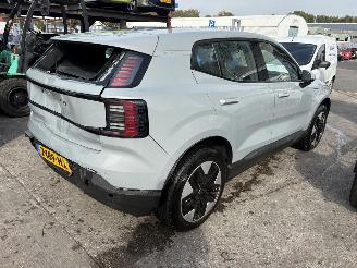 Volvo EX30 69 kWh 200KW Extended Range Core Single Motor Clima Navi NAP picture 4