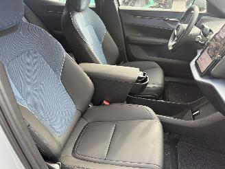 Volvo EX30 69 kWh 200KW Extended Range Core Single Motor Clima Navi NAP picture 7