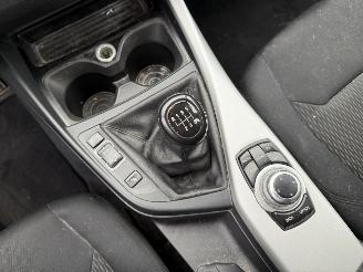 BMW 1-serie 114I 75KW High Executive Navi Airco 5-Drs picture 12