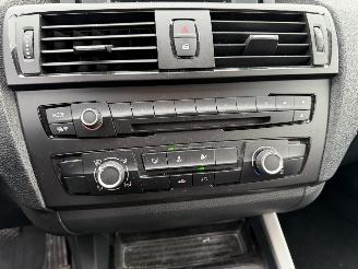 BMW 1-serie 114I 75KW High Executive Navi Airco 5-Drs picture 11