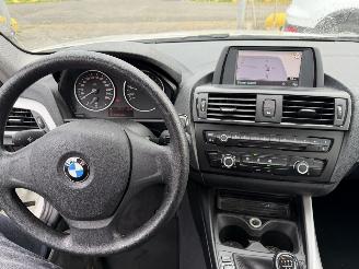 BMW 1-serie 114I 75KW High Executive Navi Airco 5-Drs picture 8