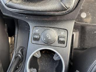 Ford Kuga 1.5 110KW Titanium Plus Clima Navi Camera picture 14