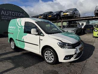 damaged commercial vehicles Volkswagen Caddy 2.0 TDI 55KW Highline Led Airco Schuifdeur Bleumotion NAP 2020/1