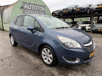 Damaged car Opel Meriva 1.4 Turbo 88KW LPG Clima Navi Camera Cosmo 2015/7