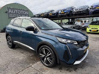 Schadeauto Peugeot 3008 1.2 Autom. 96KW GT-Line Pano Clima Navi Led 360View NAP 2021/6