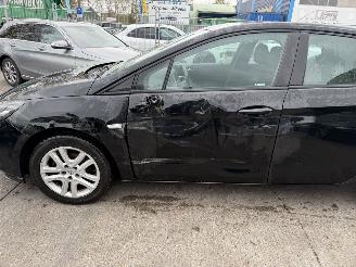 Opel Astra 1.0 77KW Clima Led 5-Drs Online Edition NAP picture 16