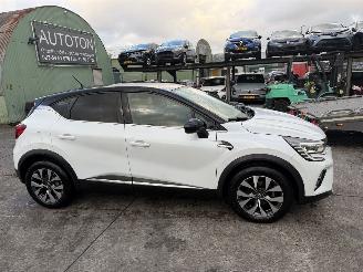 Renault Captur 1.0 TCE 74KW Clima Navi Led Camera Intens NAP picture 2