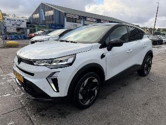 Vaurioauto  passenger cars Renault Captur 1.6 E-Tech Autom. Full Hybrid Navi Clima Camera Techno Led NAP 2025/1