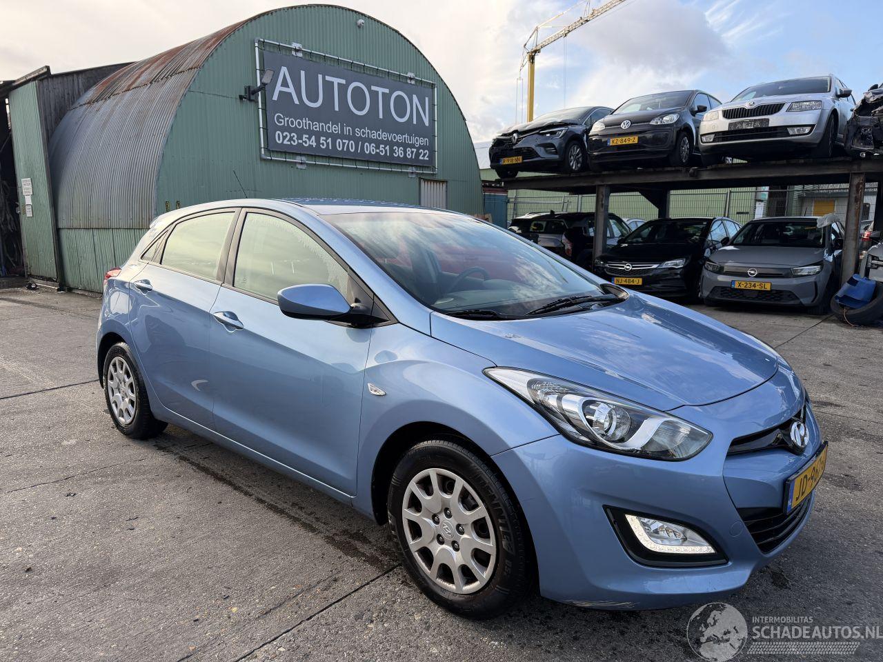 Hyundai I-30 1.4 73KW Clima Led 5-Deurs