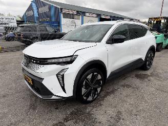 Voiture accidenté Renault Scenic EV60 E-Tech 60kWh 125KW Clima Navi Comfort Range Techno NAP 2024/9