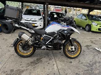 BMW R 1250 GS 100kW Catless Topkoffer picture 2