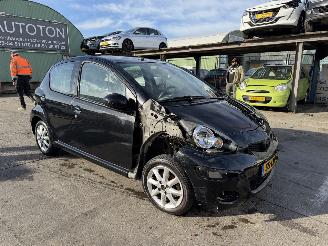 Toyota Aygo 1.0-12V 50KW Airco Comfort 5-Drs picture 3