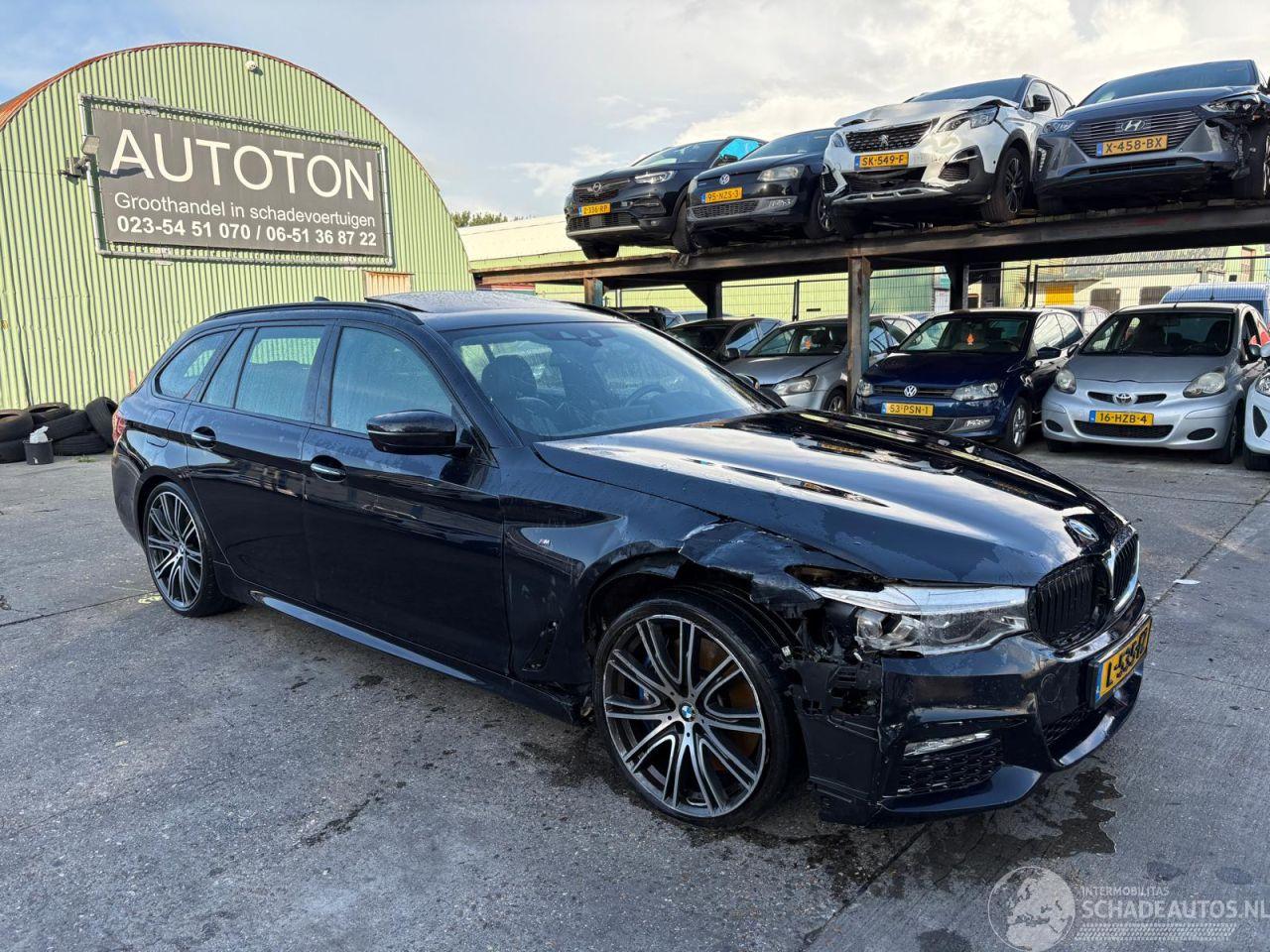 BMW 5-serie 540D Touring xDrive 235kW High Executive