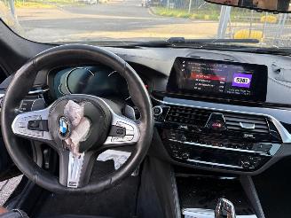 BMW 5-serie 540D Touring xDrive 235kW High Executive picture 18