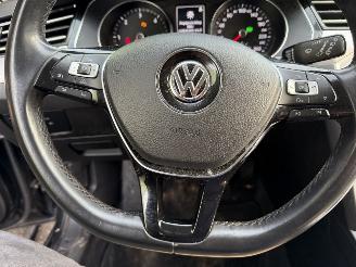 Volkswagen Passat 1.6 TDI 88KW DSG Clima Navi Comfortline picture 13