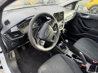 Ford Fiesta 1.1 52KW Clima 5-Deurs NAP picture 6