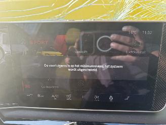 Renault 5 52 kWh 110KW Comfort Range Iconic Cing Clima Navi picture 13