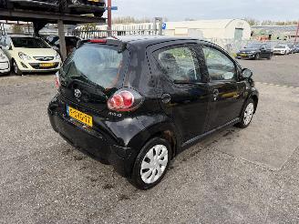 Toyota Aygo 1.0 VVT-I 50KW Airco 5-Drs Now NAP picture 2