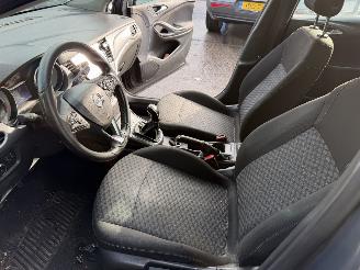 Opel Astra 1.6 CDTI 81KW Clima Navi Led Xenon Business picture 8