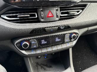 Hyundai I-30 1.0 T-GDI 88KW MHEV Clima Led Camera Comfort picture 10
