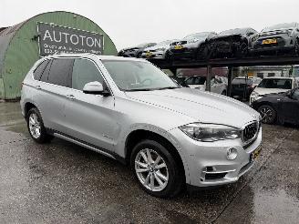 Coche accidentado BMW X5 40e xDrive 180KW Autom. Clima Navi High Executive 2015/10