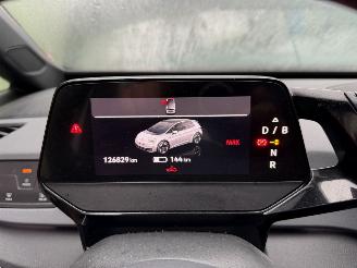 Volkswagen ID.3 58 kWh 150KW First Clima Navi NAP picture 13