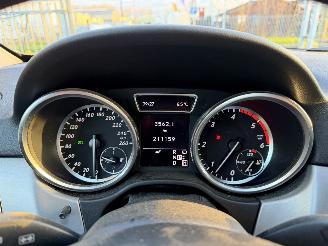 Mercedes ML 250 CDI 150KW Autom. Clima Navi Bleutec Edition 1 picture 15