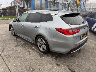 damaged passenger cars Kia Optima 2.0 GDI PHEV 115KW Autom. Pano Clima Navi Led Leer Camera 2017/11