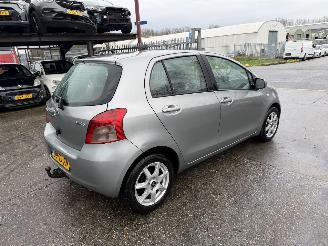 Toyota Yaris 1.3 VVTI 64KW Airco 5-Drs Sol NAP picture 4