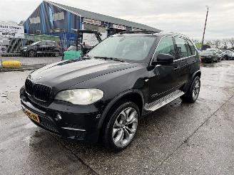Unfallwagen BMW X5 3.0 xDrive35i 225KW Autom. Pano Clima Navi Camera High Executive 2011/6