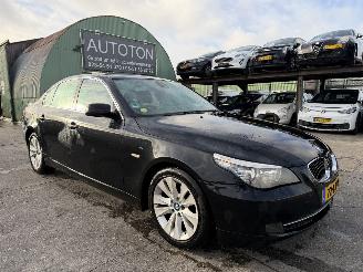 krockskadad bil auto BMW 5-serie 525i 160KW Autom. Schuifdak Clima Navi Led Xenon 2009/6