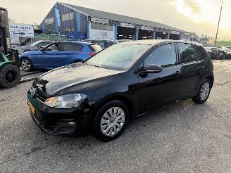 Damaged car Volkswagen Golf 1.2 TSI 63KW Navi Clima 5-Drs NAP 2015/6