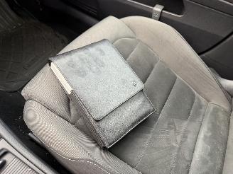 Volkswagen Golf 1.6 TDI 85KW DSG Clima Navi Camera Virtual Dash NAP picture 14