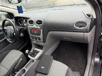 Ford Focus 1.6 74KW Airco 5-Drs Titanium picture 6