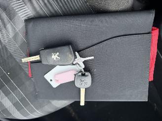 Peugeot 108 1.0 E-VTI 53KW Airco Led Active 5-Drs NAP picture 13