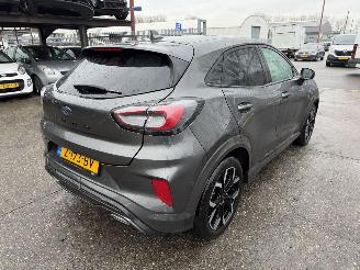 damaged passenger cars Ford Puma 1.0 Ecoboost 92KW Hybrid ST-Line X Clima Navi Camera Led NAP 2024/3