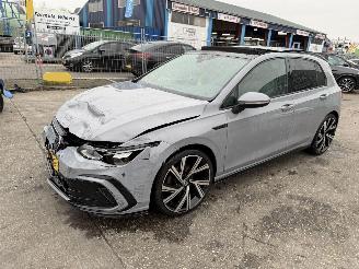 uszkodzony samochody osobowe Volkswagen Golf 1.5 TSI 96KW R-Line Pano Clima Navi 2020/9