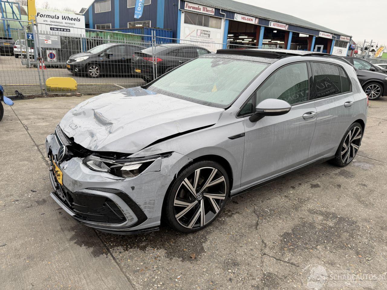 Volkswagen Golf 1.5 TSI 96KW R-Line Pano Clima Navi