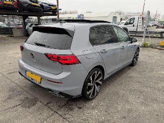 Schadeauto Volkswagen Golf 1.5 TSI 96KW R-Line Pano Clima Navi 2020/9