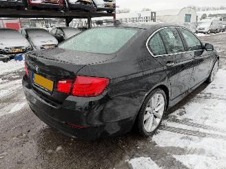 BMW 5-serie 523I 150KW Autom. Clima Navi Xenon Leer High Executive NAP picture 2