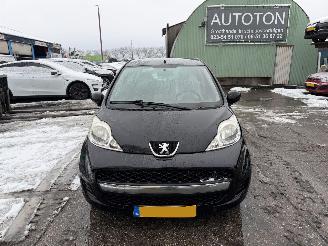 Peugeot 107 1.0-12V XR 50KW Airco Navi 5-Drs NAP picture 14